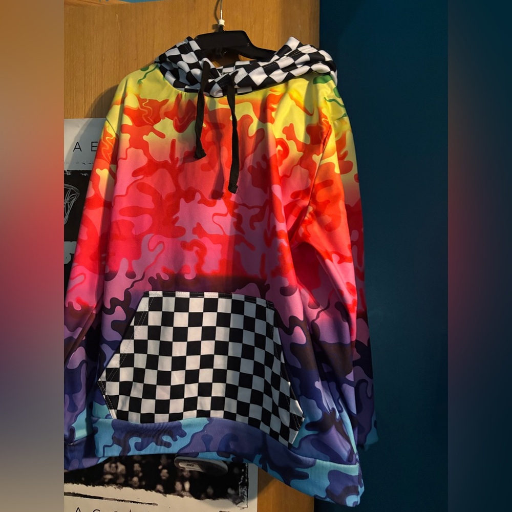 Colorful Enter the void sweatshirt.